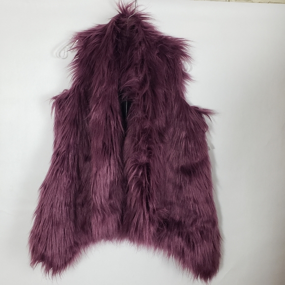 Romeo Juliet Couture Faux Fur Vest Size S Plum - Picture 4 of 8